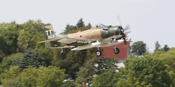 skyraider-01